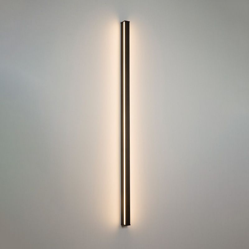 MINIMALIST LINEAR LED WALL LIGHT | ATMOSPHERIC ILLUMINATION