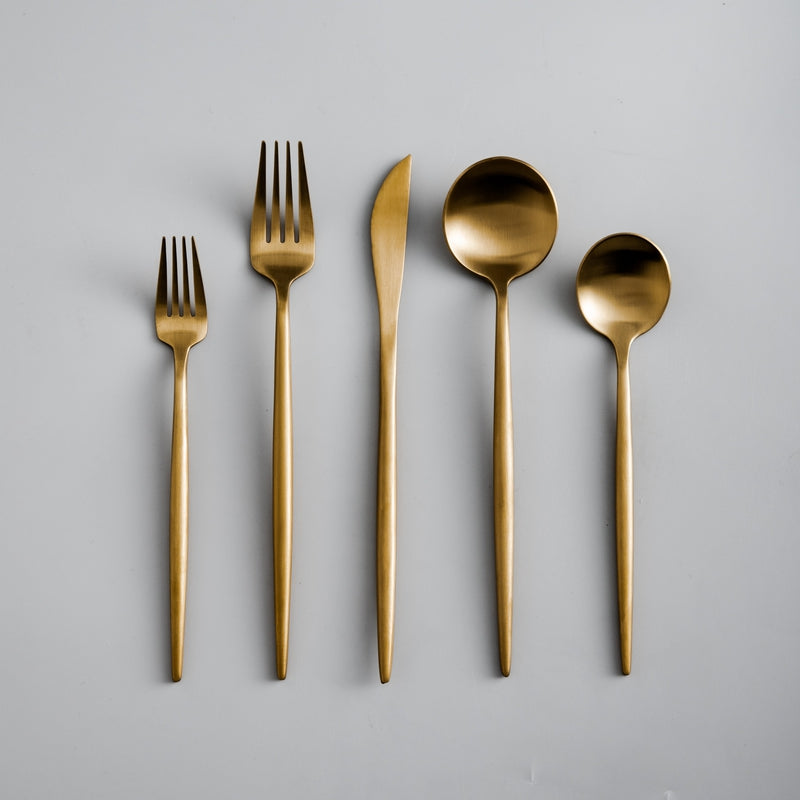 MINIMALIST CUTLERY SET | ELEGANT DESIGN