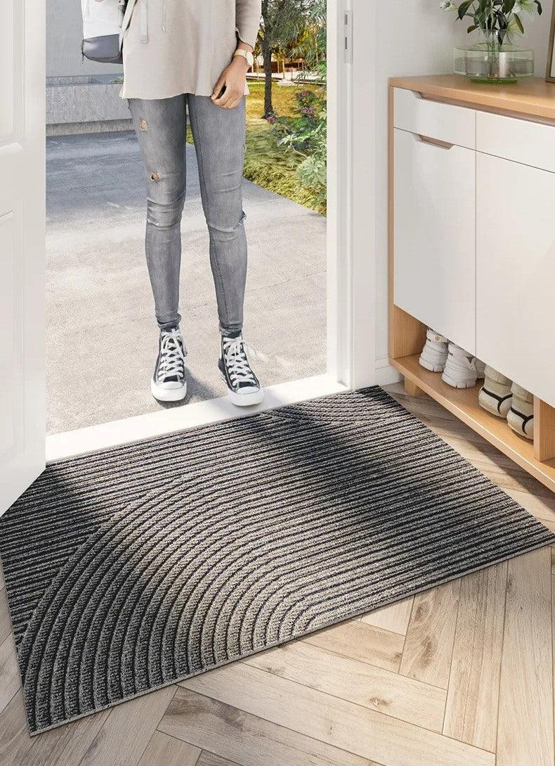 Non-Slip Entry Mat With Dirt-Trapping Feature