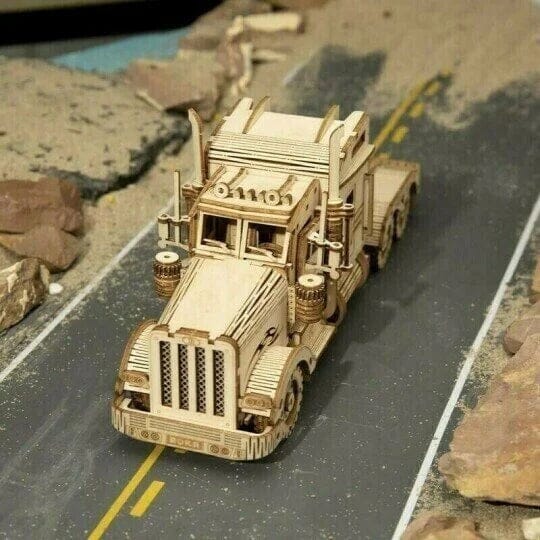 Intricate Wooden Mechanical Model Kit, Engaging Design