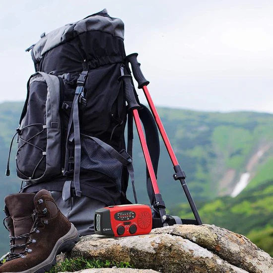 Portable Solar Radio, Multi-Functional Dynamo with Power Bank and LED Flashlight