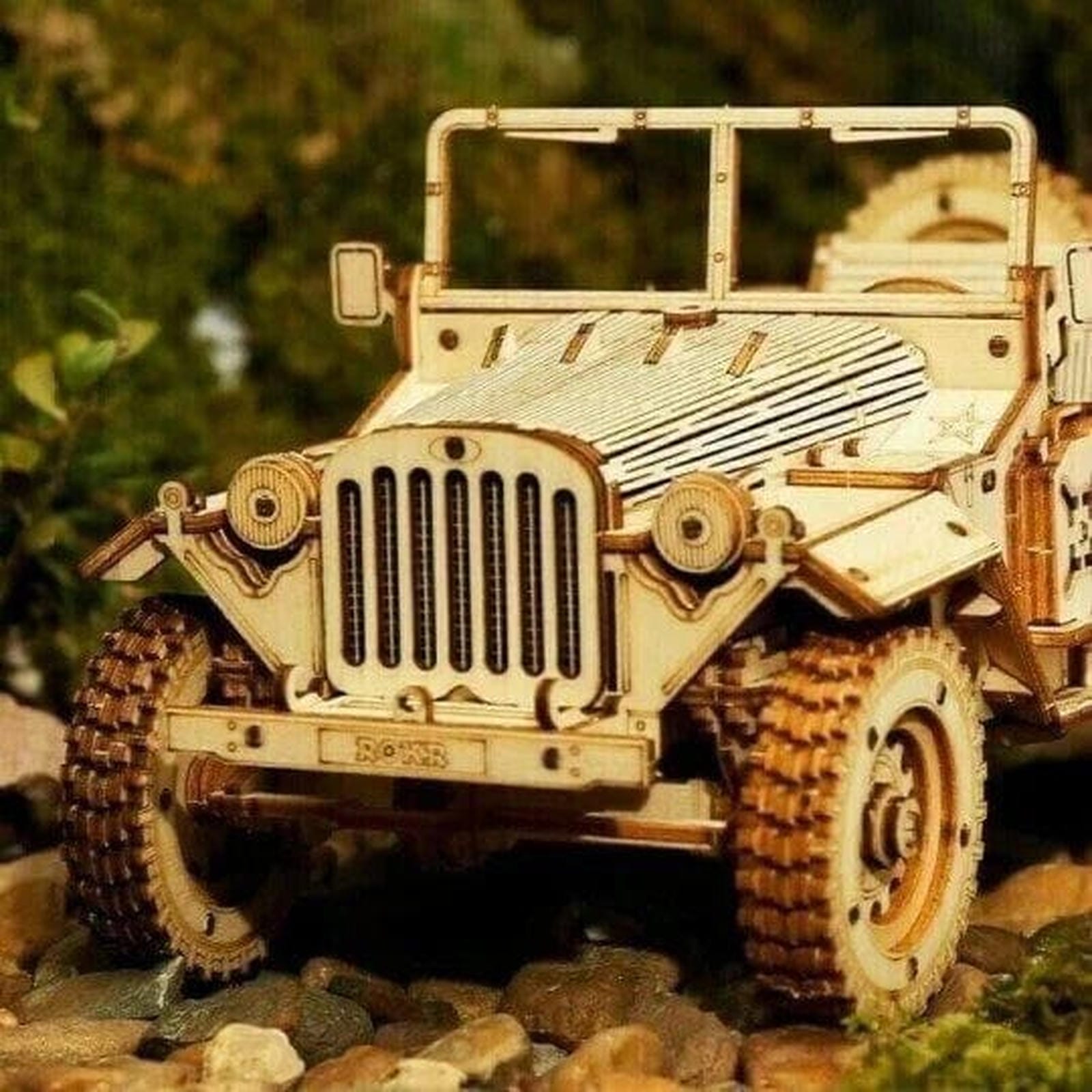 Intricate Wooden Mechanical Model Kit, Engaging Design