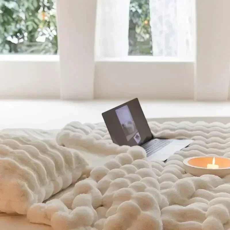 Plush Throw Blanket, Snuggly Warm