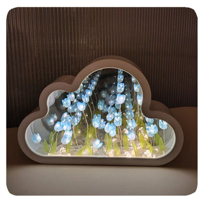 Endless Tulip Light, Decorative Ambient