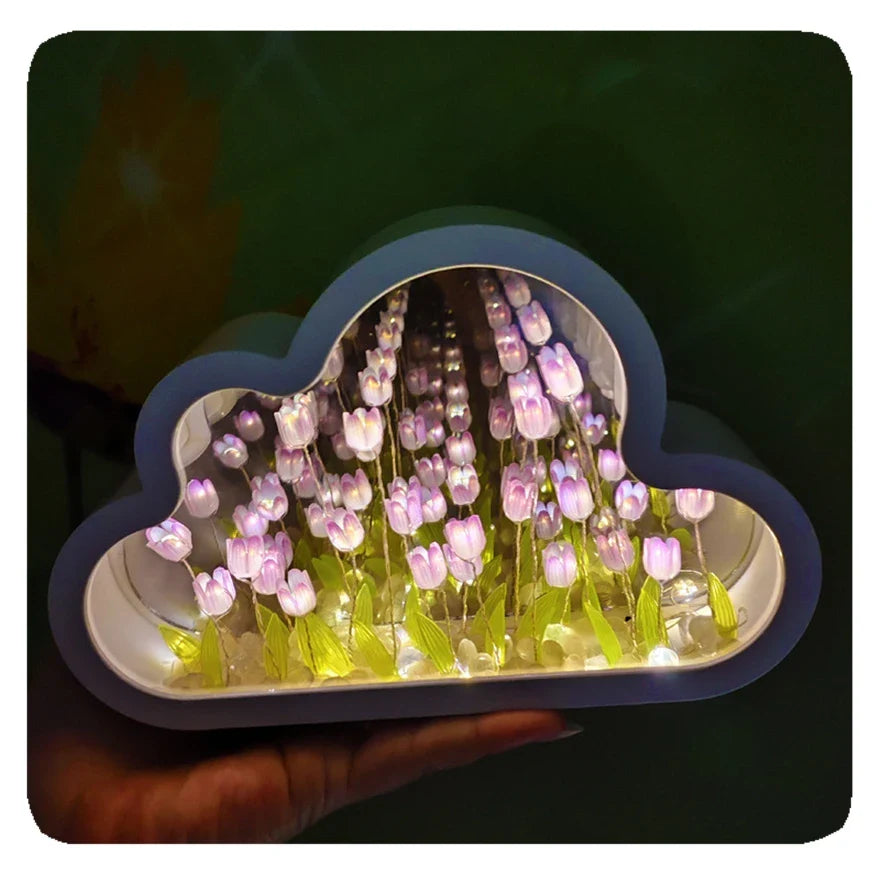 Endless Tulip Light, Decorative Ambient