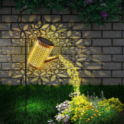 Solar-Powered Watering Can Light, Decorative Outdoor Illumination