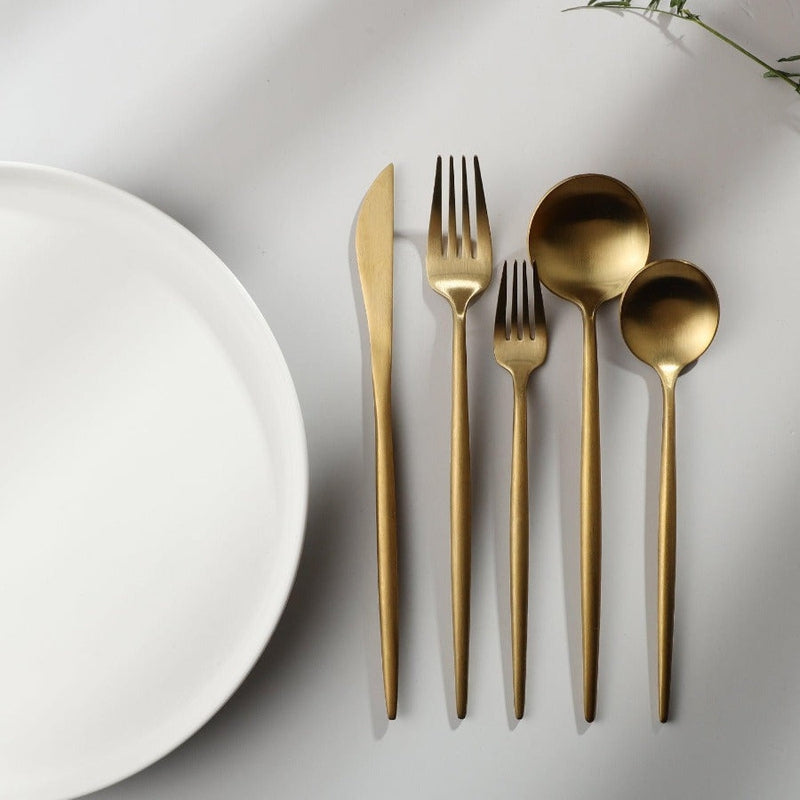 MINIMALIST CUTLERY SET | ELEGANT DESIGN