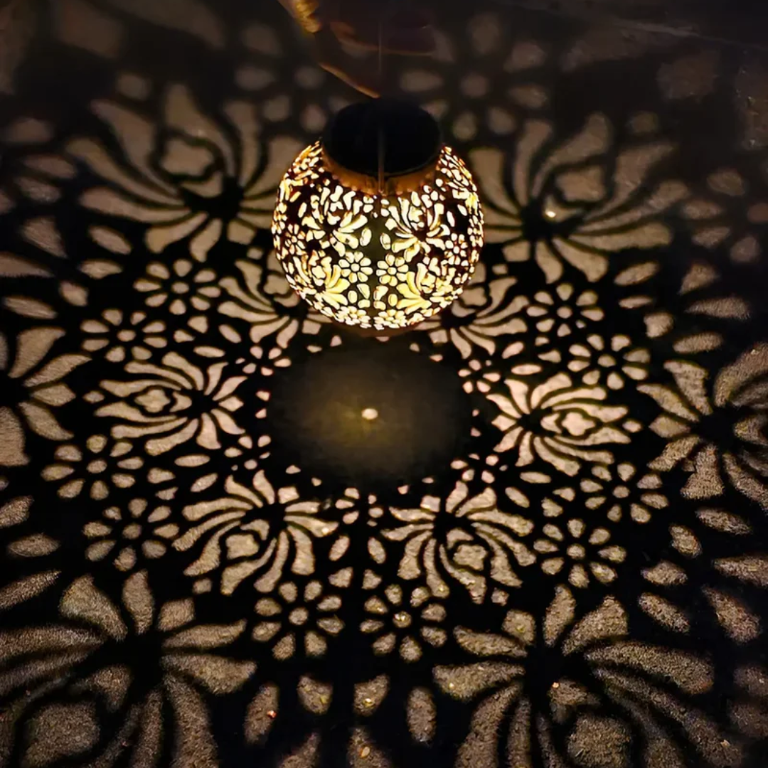 Weather-Resistant Solar Hanging Light, Outdoor Garden Use