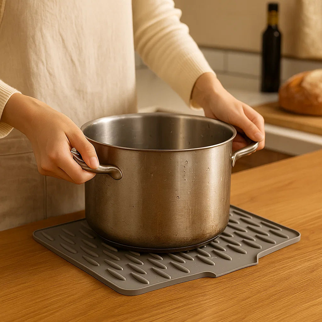 Heat-Resistant Drip Mat, Angled and Non-Slip